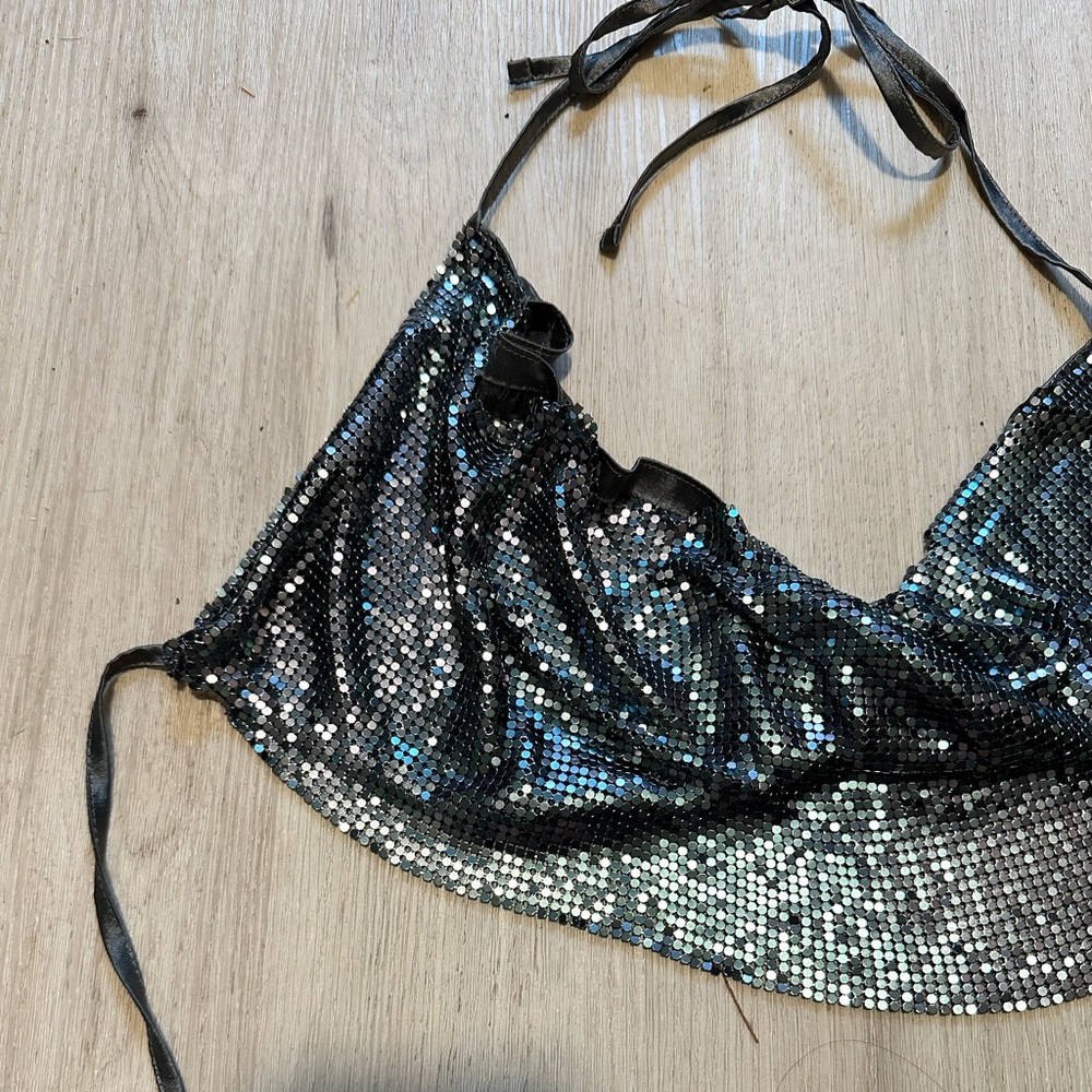 Halter Top - Picture 2 of 3